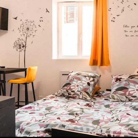 Apartamento Le Symphonie Gray Exterior foto